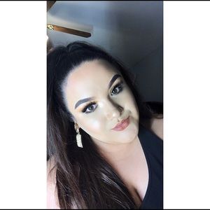 Meet your Posher, Esperanza